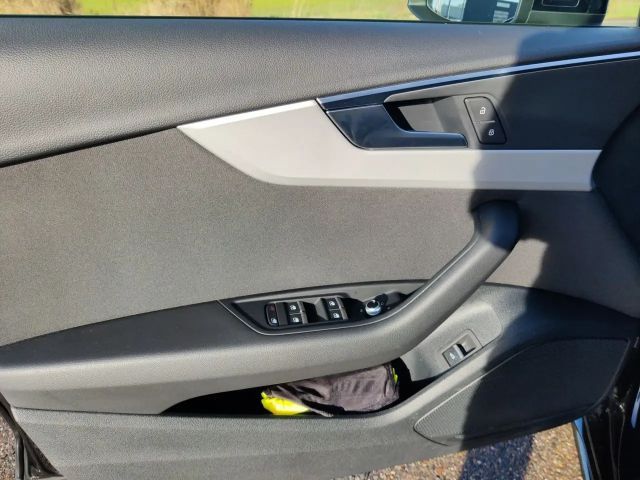 Audi A4 35 TDI S-Tronic