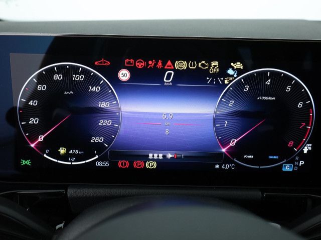 Mercedes-Benz GLA 180 AMG Line