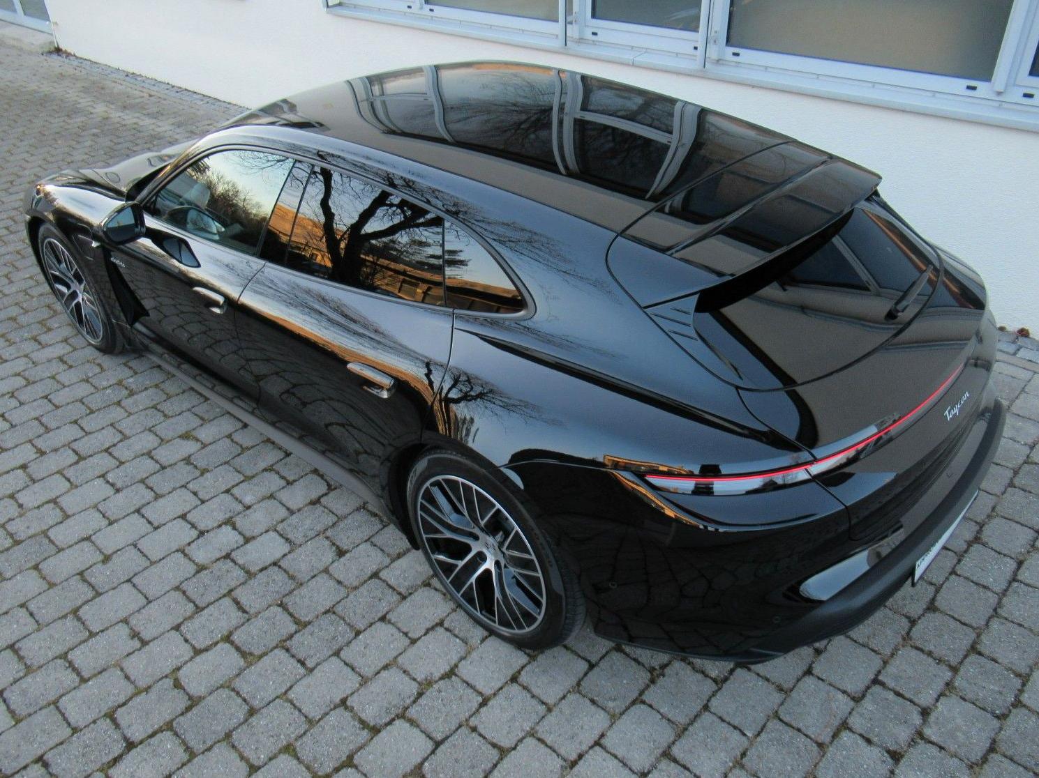 Porsche Taycan Sport Turismo