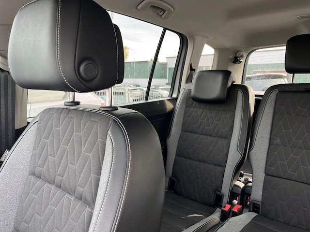 Volkswagen Touran 1.5 TSI