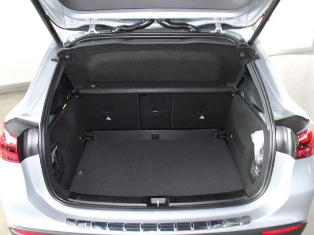 Mercedes-Benz GLA 200 Progressive