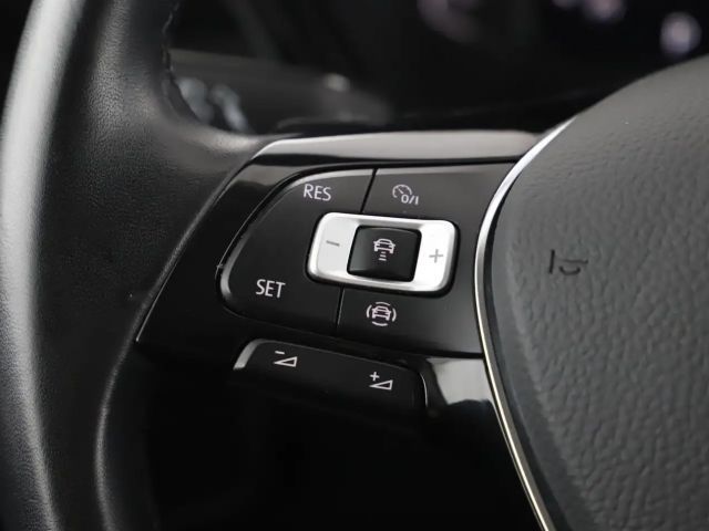 Volkswagen Touran DSG Highline