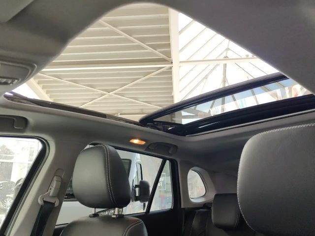 Suzuki S-Cross Hybrid