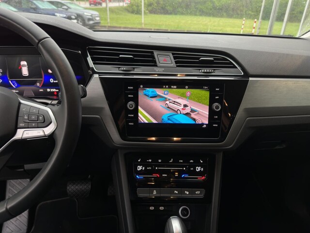 Volkswagen Touran 1.5 TSI DSG