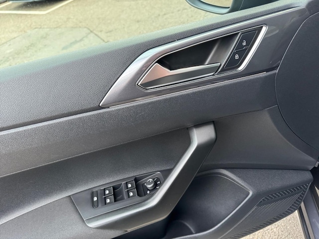 Volkswagen Taigo 1.0 TSI DSG Style