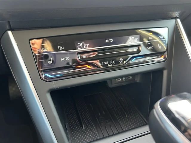 Volkswagen Taigo 1.0 TSI DSG Life