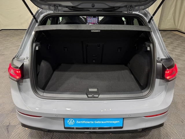 Volkswagen Golf 1.5 eTSI DSG R-Line