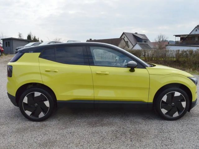 Volvo EX30 Extended range Plus Single motor