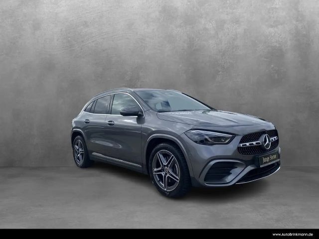 Mercedes-Benz GLA 200 AMG Line