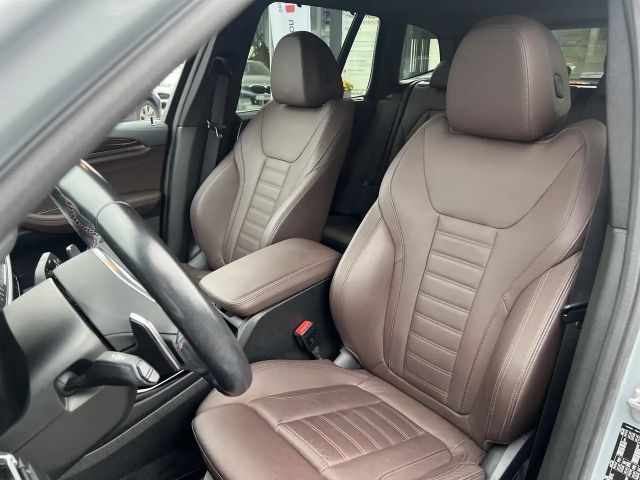 BMW X3 40d Head-Up HK HiFi DAB LED WLAN RFK PDC