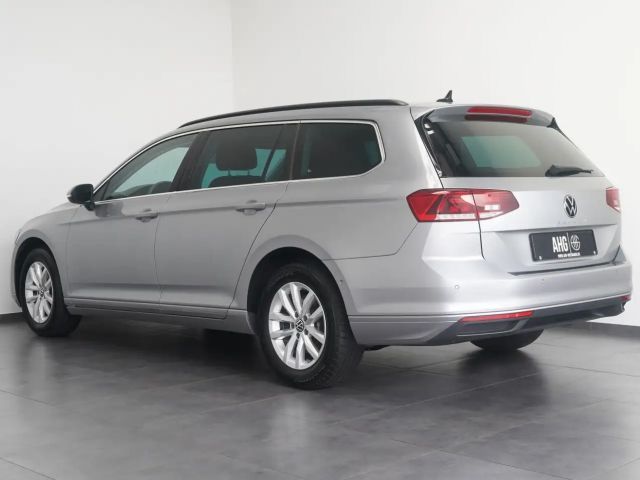 Volkswagen Passat 2.0 TDI Business DSG Variant
