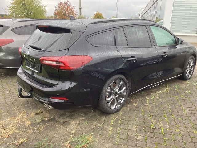 Ford Focus ST Line Wagon