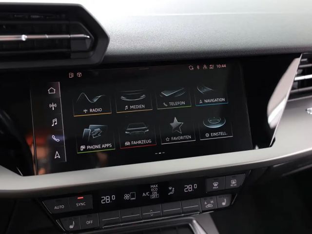 Audi A3 30 TDI Sedan