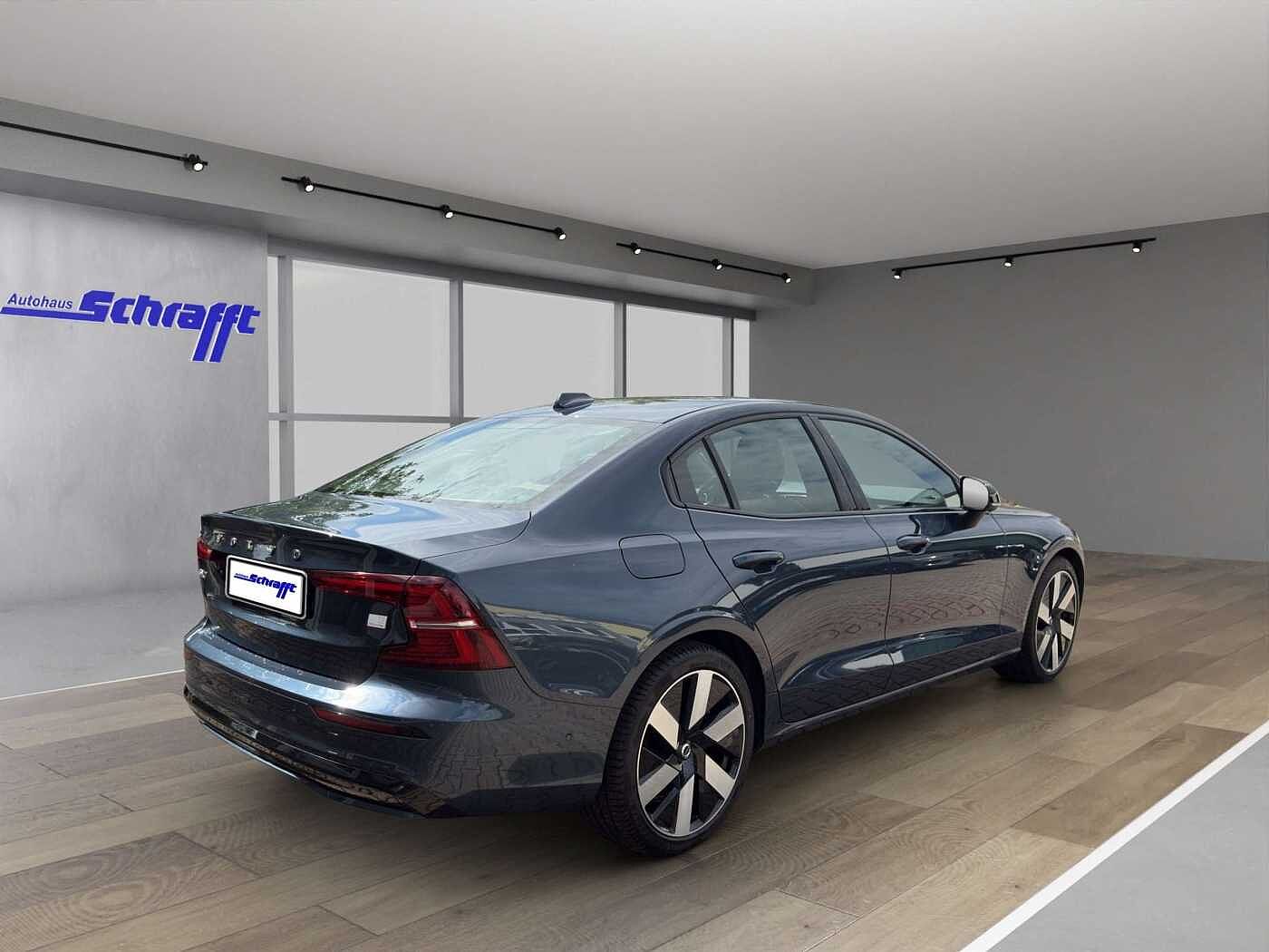 Volvo S60 AWD Dark Recharge Ultimate