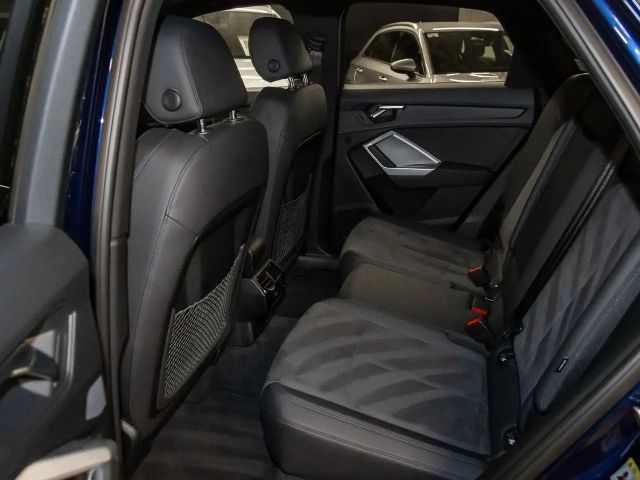Audi Q3 35 TFSI S-Line S-Tronic