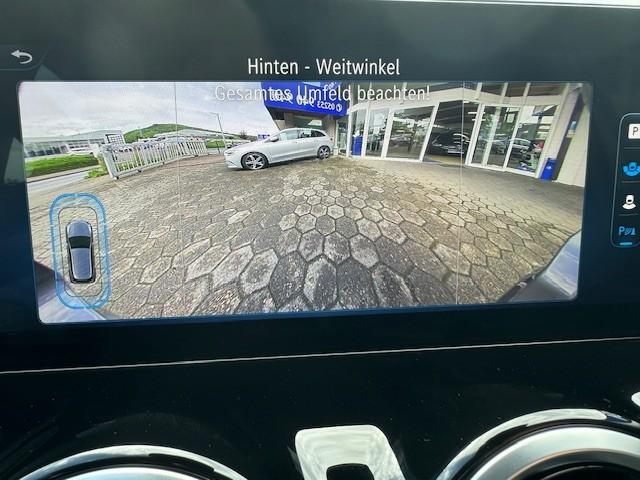 Mercedes-Benz B 180 Progressive Sedan