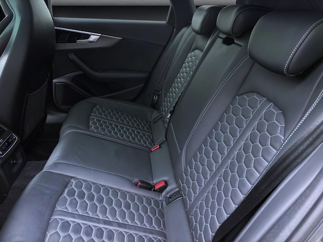 Audi RS4 Avant Quattro