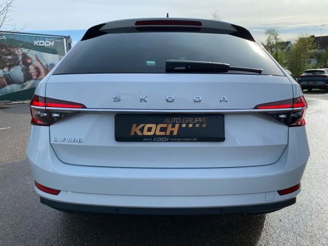 Skoda Superb 2.0 TDI Combi Style Style