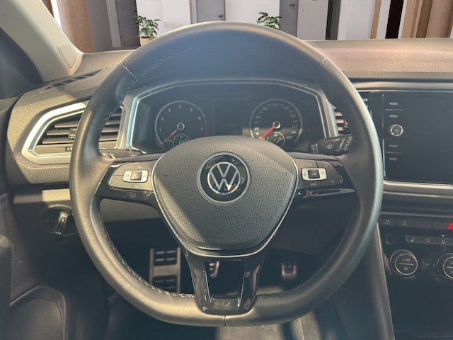 Volkswagen T-Roc T-ROC 1.0    CL   BT081 TSIM6F