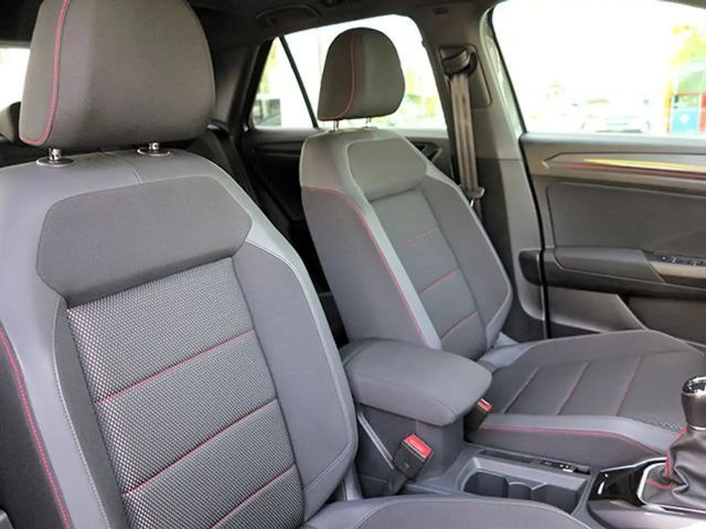 Volkswagen T-Roc Sport