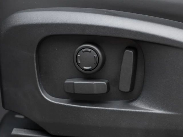 Land Rover Defender 110 D200 Dynamic SE