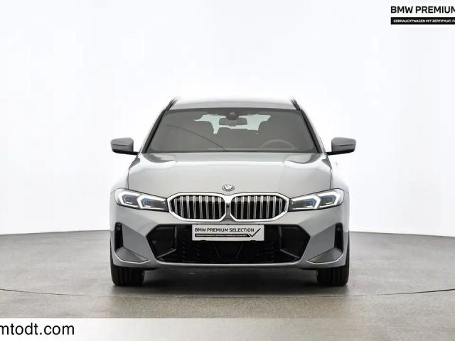 BMW 330 330e xDrive