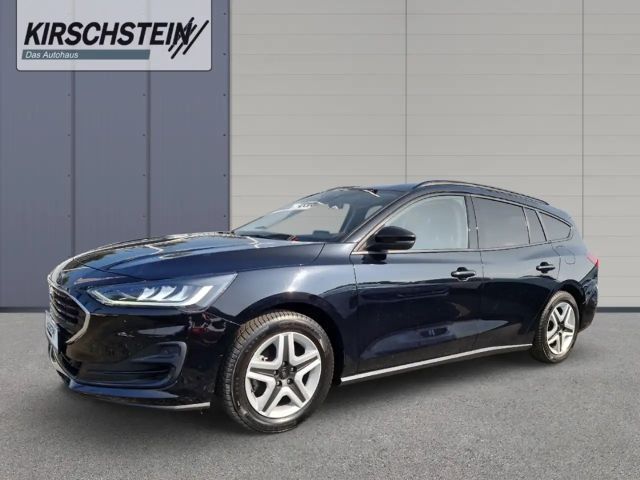 Ford Focus Cool & Connect EcoBoost Wagon