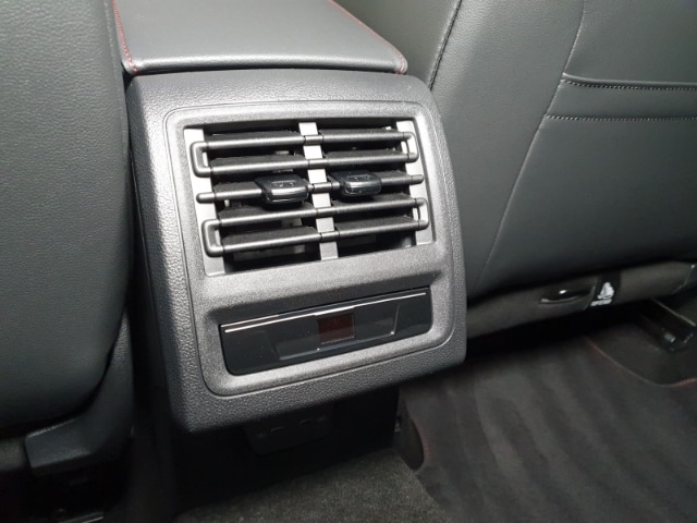 Volkswagen Golf Business DSG