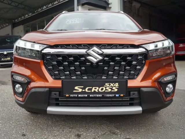 Suzuki S-Cross AllGrip Flash Hybrid