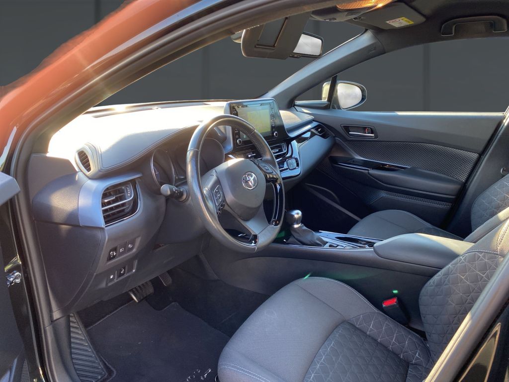 Toyota C-HR 5-deurs Plus