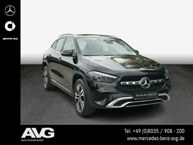Mercedes-Benz GLA 200 Progressive