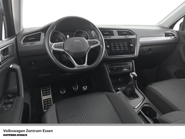 Volkswagen Tiguan Tiguan Active TSI LED Navi R-Kamera Sitzhzg