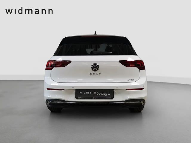 Volkswagen Golf DSG Life