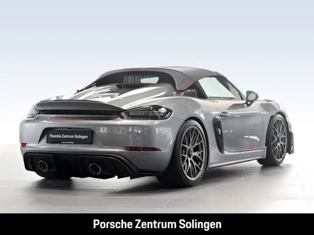 Porsche Cayman 718 RS