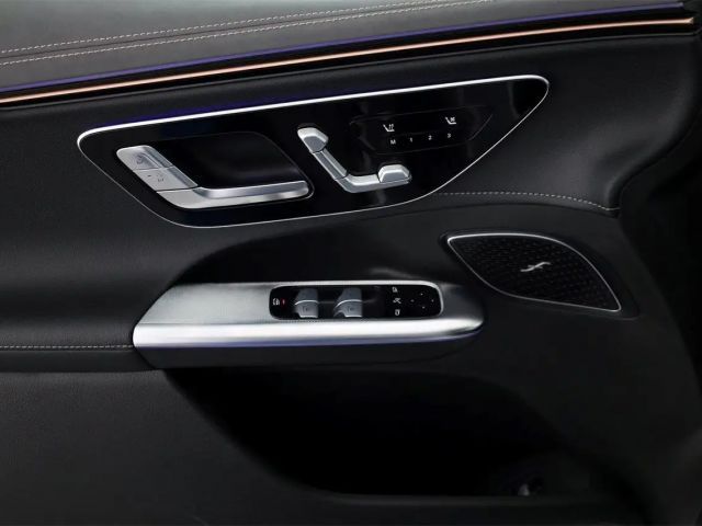 Mercedes-Benz EQE SUV 350