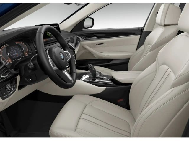 BMW 540 540d Luxury Line Sedan xDrive