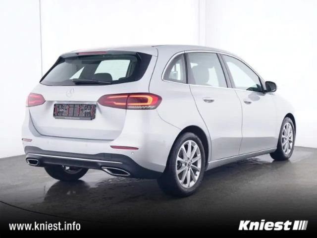 Mercedes-Benz B 200 Progressive