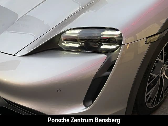 Porsche Taycan 4S Cross Turismo