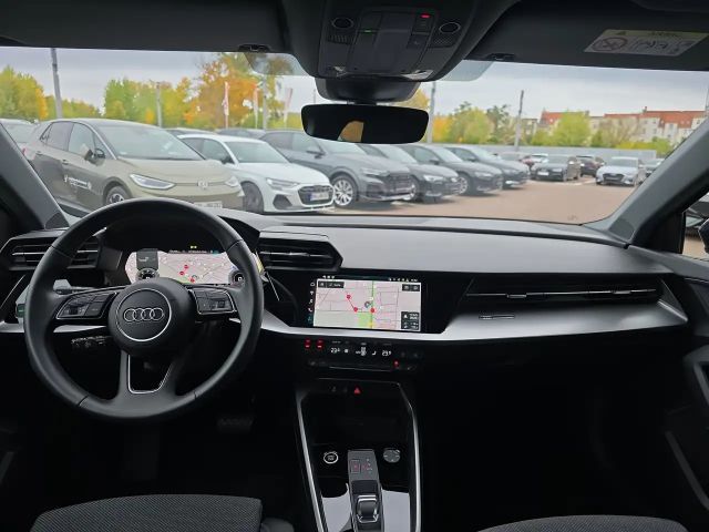 Audi A3 30 TDI S-Line Sedan Sportback