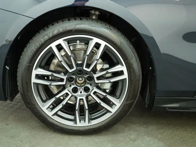 BMW 520 520d M-Sport Touring xDrive