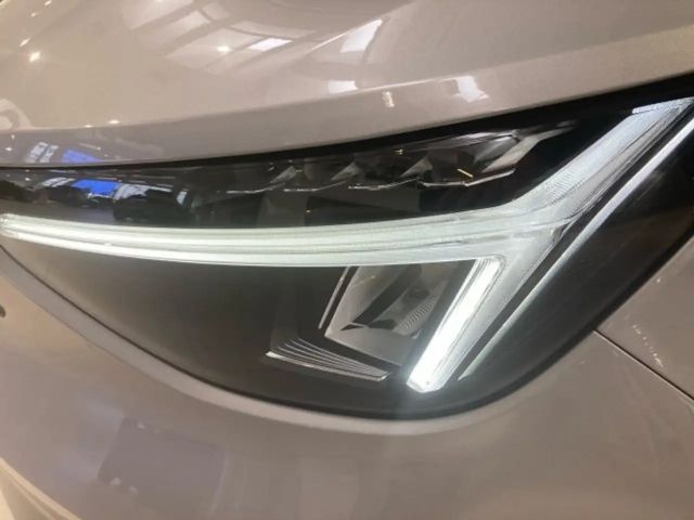 Volvo XC40 Dark Plus