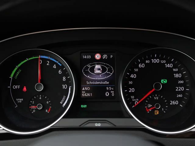 Volkswagen Passat GTE Variant