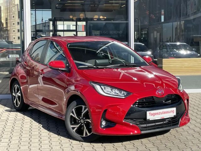 Toyota Yaris Hatchback Hybride VVT-i