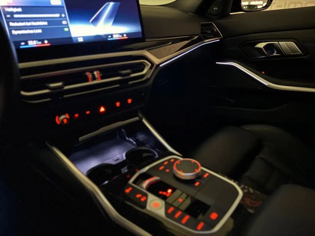 BMW 330 330e M-Sport Sedan xDrive