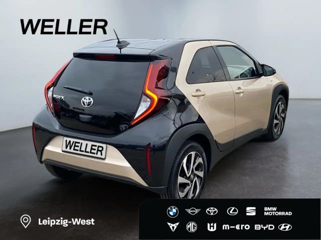 Toyota Aygo X Bi-Tone Hatchback