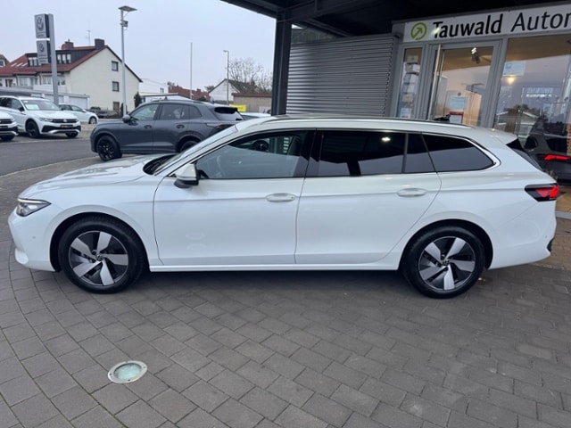 Volkswagen Passat 1.5 eTSI DSG IQ.Drive Variant