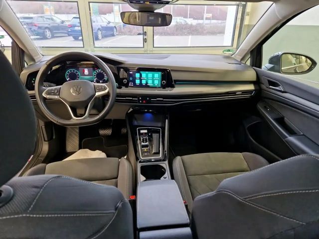 Volkswagen Golf 2.0 TSI Golf VIII Style