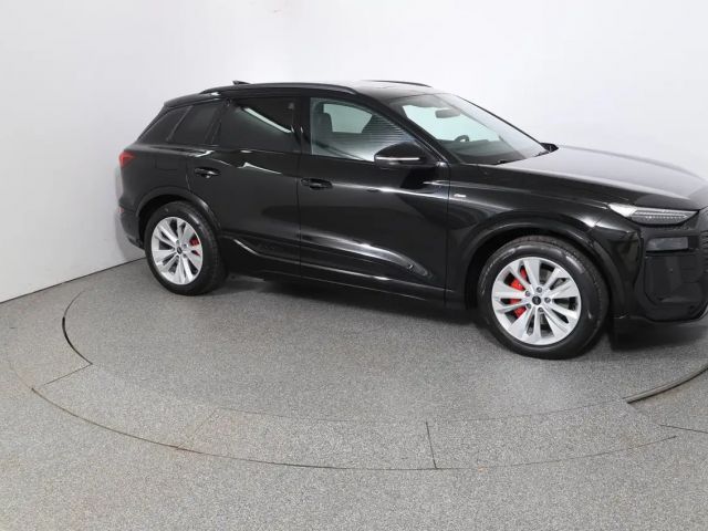 Audi Q6 e-tron Quattro