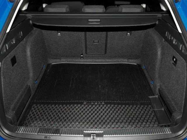 Skoda Superb 2.0 TSI Combi Style Style