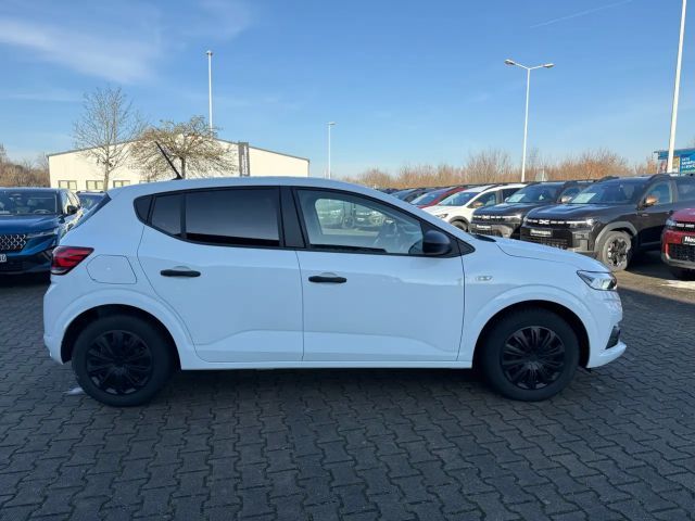 Dacia Sandero Essential